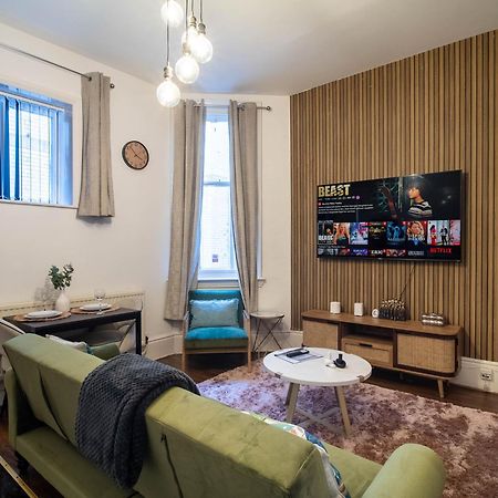 Cosyglam Apartment City Centre Sheffield Bagian luar foto